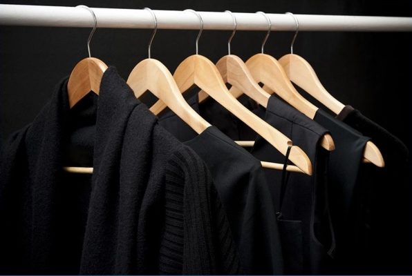 نحوه شستن لباس مشکی